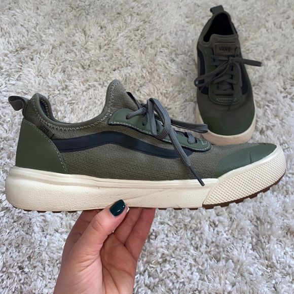 vans ultrarange olive green